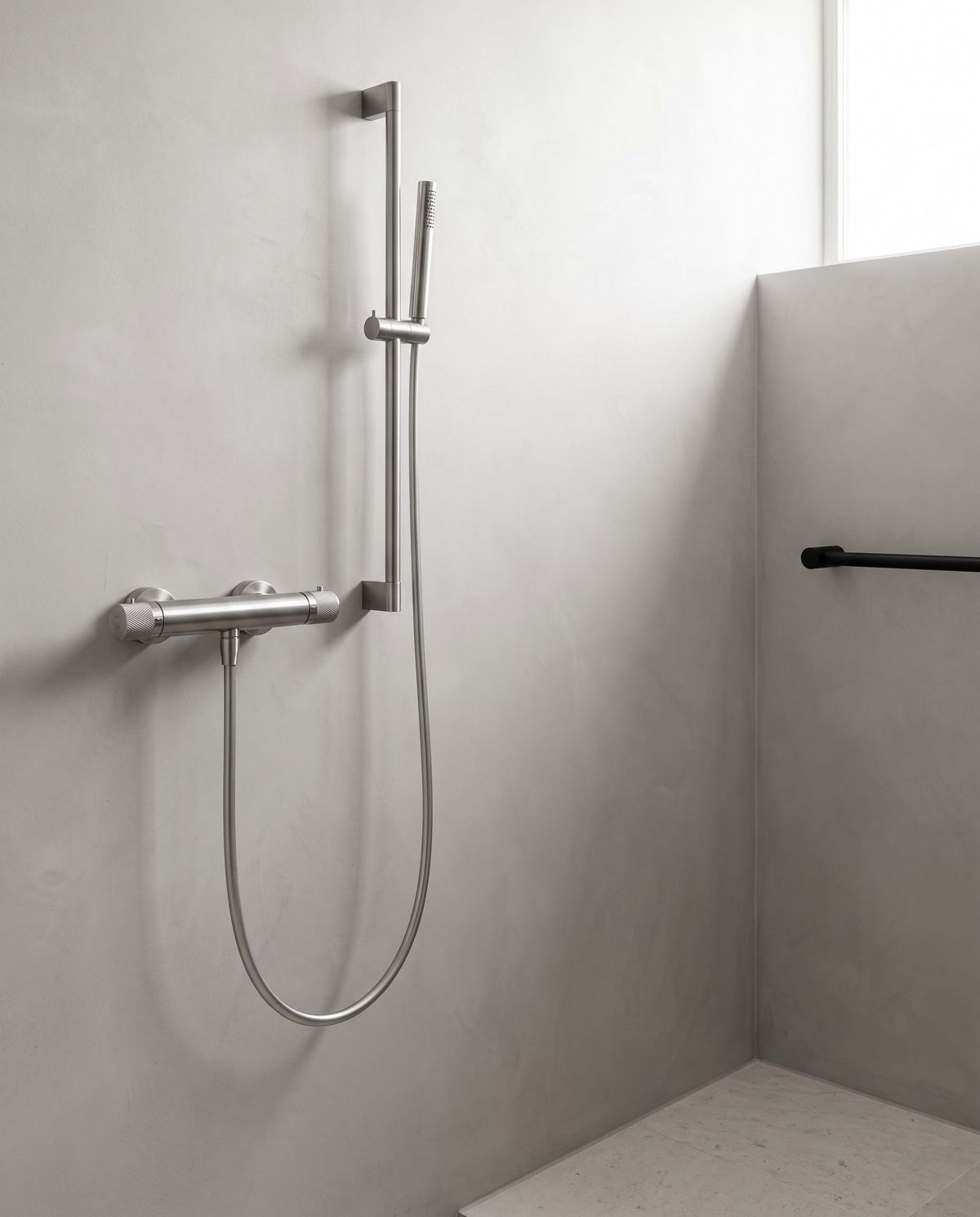 Vantara Thermostatic Hand Shower